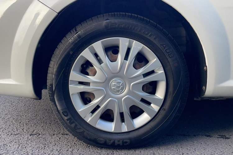 Used Buick Excelle 2015 1.5L Automatic Classic Model Exterior 6