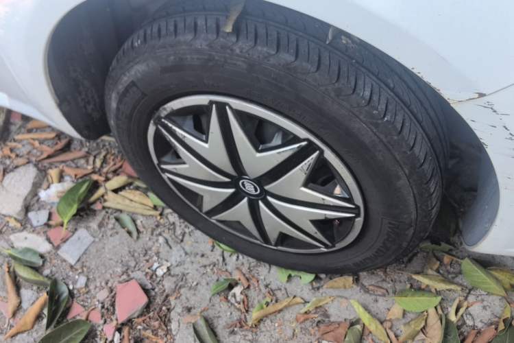 Used Buick Excelle 2015 1.5L Automatic Classic Model Exterior 7