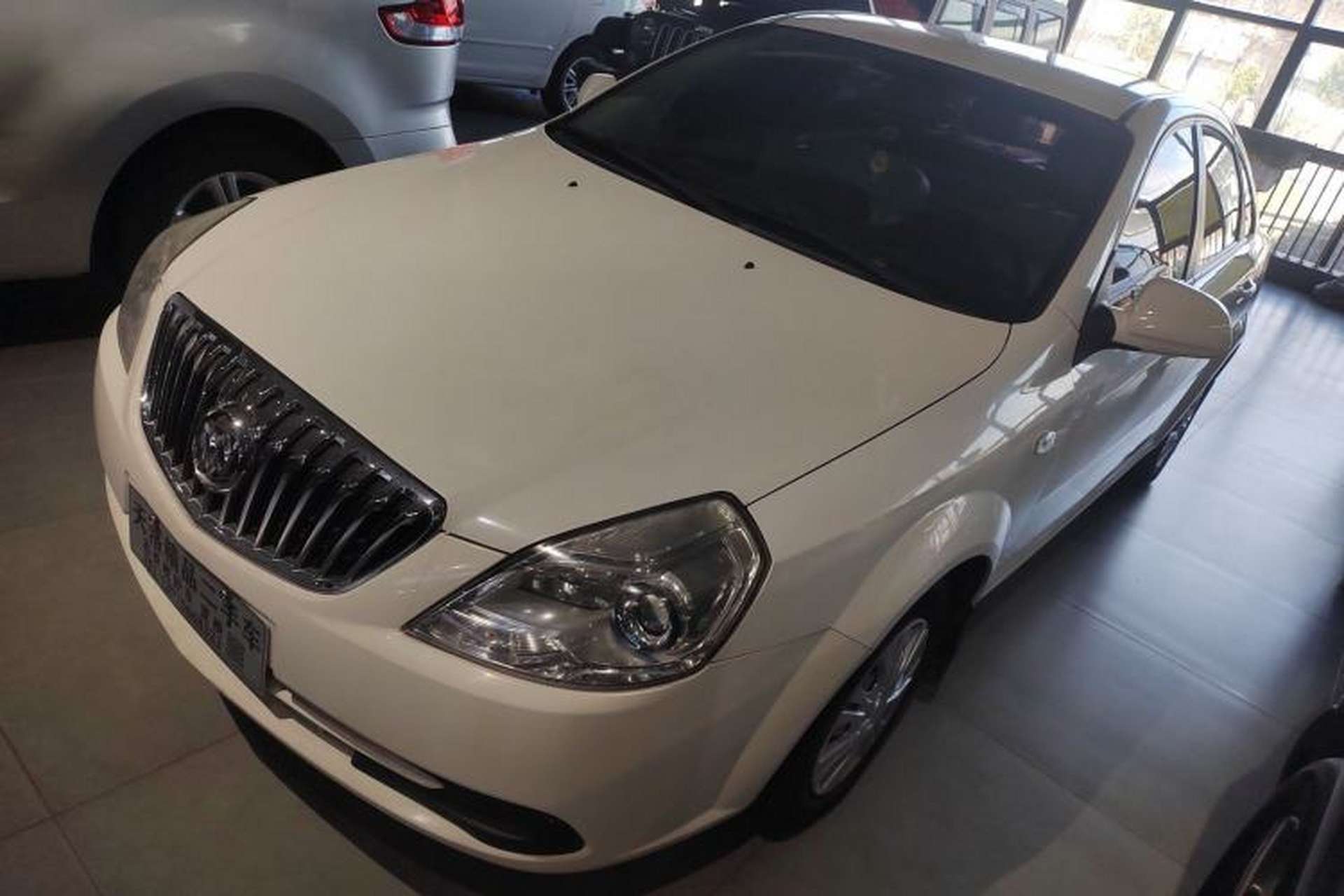 Used Buick Excelle 2015 1.5L Automatic Classic Model Front Left 45 Deg