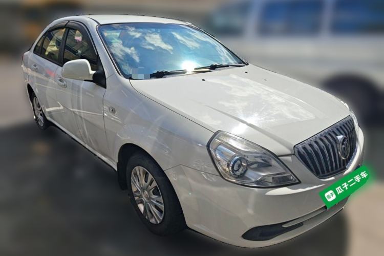 Used Buick Excelle 2015 1.5L Automatic Classic Model Front Right 45 Deg