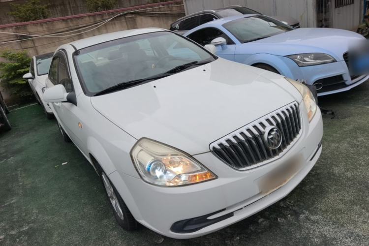 Used Buick Excelle 2015 1.5L Automatic Classic Model Front Right 45 Deg