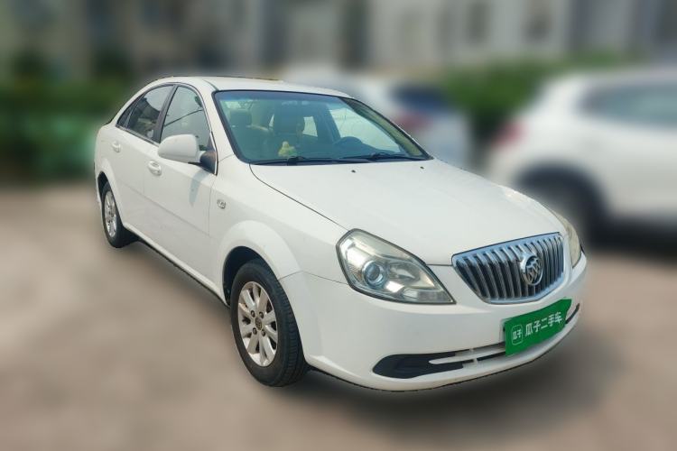 Used Buick Excelle 2015 1.5L Automatic Classic Model Front Right 45 Deg