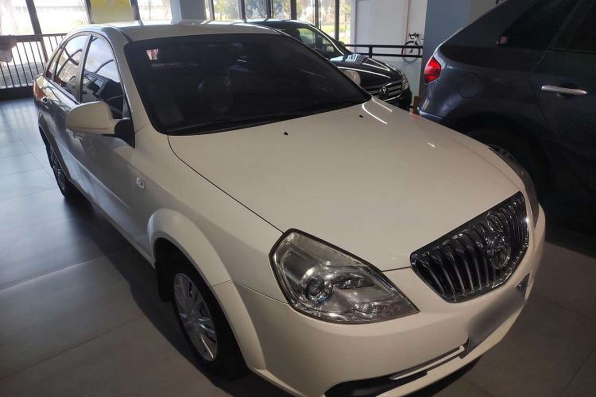 Used Buick Excelle 2015 1.5L Automatic Classic Model Front Right 45 Deg