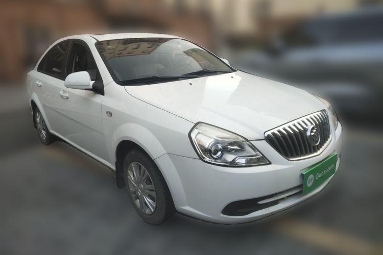 Used Buick Excelle 2015 1.5L Manual Classic Trim Front Right 45 Deg