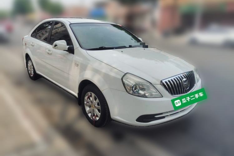 Used Buick Excelle 2015 1.5L Manual Classic Trim Front Right 45 Deg