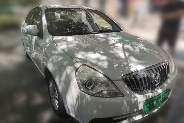 Used Buick Excelle 2015 1.5L Automatic Classic Model Front Right 45 Deg