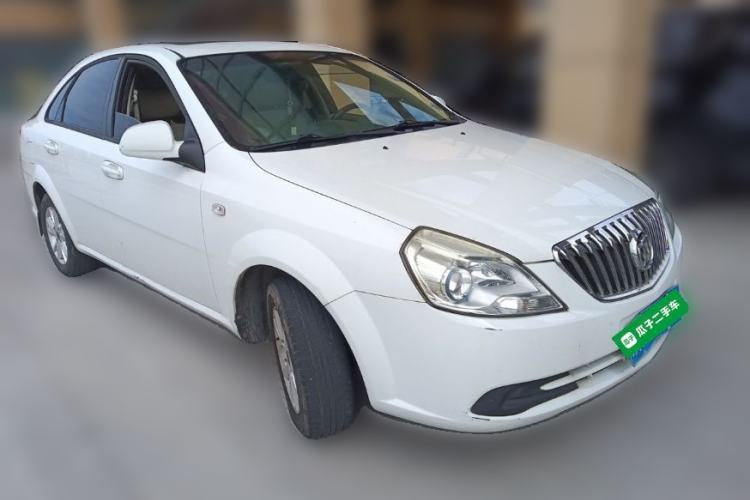 Used Buick Excelle 2015 1.5L Manual Classic Trim Front Right 45 Deg