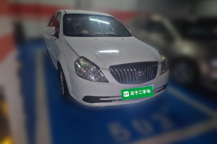 Used Buick Excelle 2015 1.5L Automatic Classic Model Front Right 45 Deg