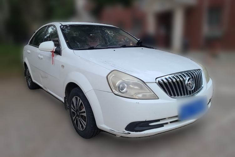 Used Buick Excelle 2015 1.5L Manual Classic Trim Front Right 45 Deg