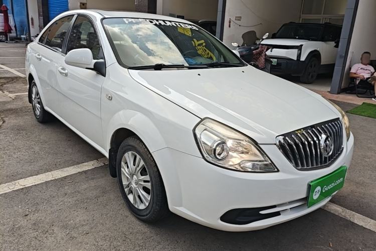 Used Buick Excelle 2015 1.5L Manual Classic Trim Front Right 45 Deg