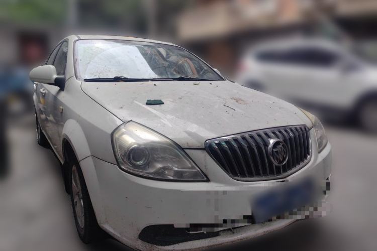 Used Buick Excelle 2015 1.5L Manual Classic Trim Front Right 45 Deg
