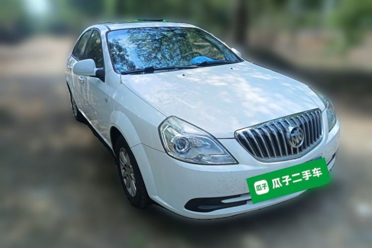 Used Buick Excelle 2015 1.5L Manual Classic Trim Front Right 45 Deg