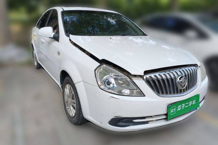 Used Buick Excelle 2015 1.5L Manual Classic Trim Front Right 45 Deg
