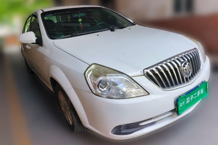 Used Buick Excelle 2015 1.5L Automatic Classic Model Front Right 45 Deg