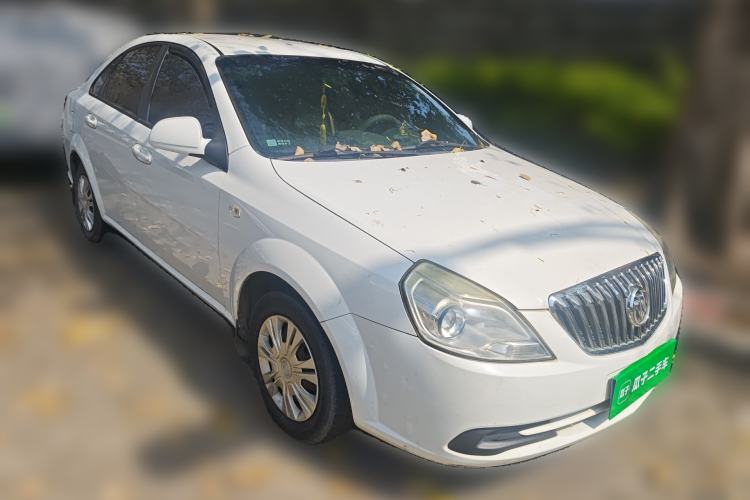 Used Buick Excelle 2015 1.5L Automatic Classic Model Front Right 45 Deg