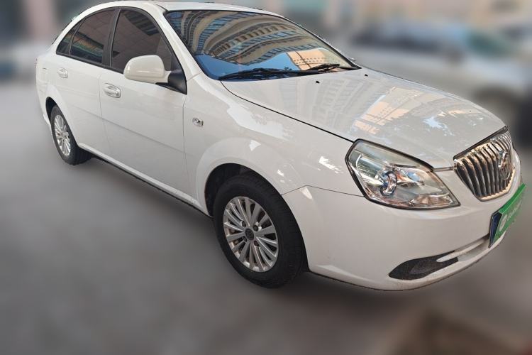 Used Buick Excelle 2015 1.5L Manual Classic Trim Front Right 45 Deg