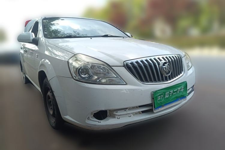 Used Buick Excelle 2015 1.5L Automatic Classic Model Front Right 45 Deg