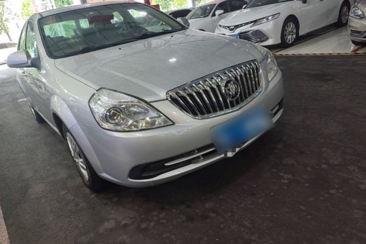 Used Buick Excelle 2015 1.5L Automatic Classic Model Front Right 45 Deg
