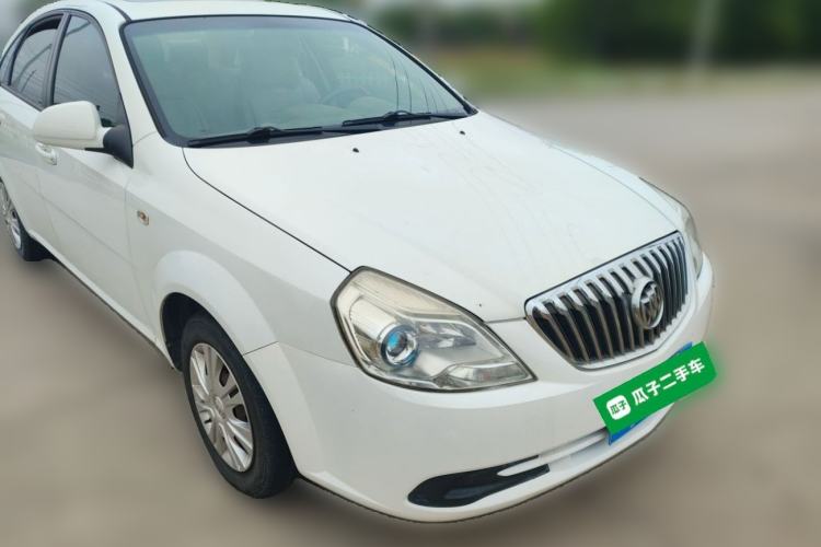 Used Buick Excelle 2015 1.5L Manual Classic Trim Front Right 45 Deg