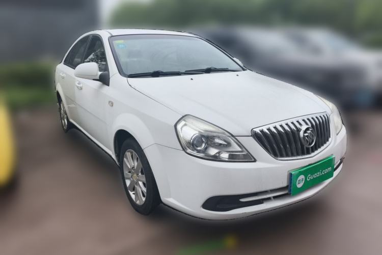 Used Buick Excelle 2015 1.5L Automatic Classic Model Front Right 45 Deg