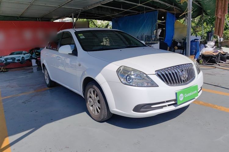 Used Buick Excelle 2015 1.5L Manual Classic Trim Front Right 45 Deg