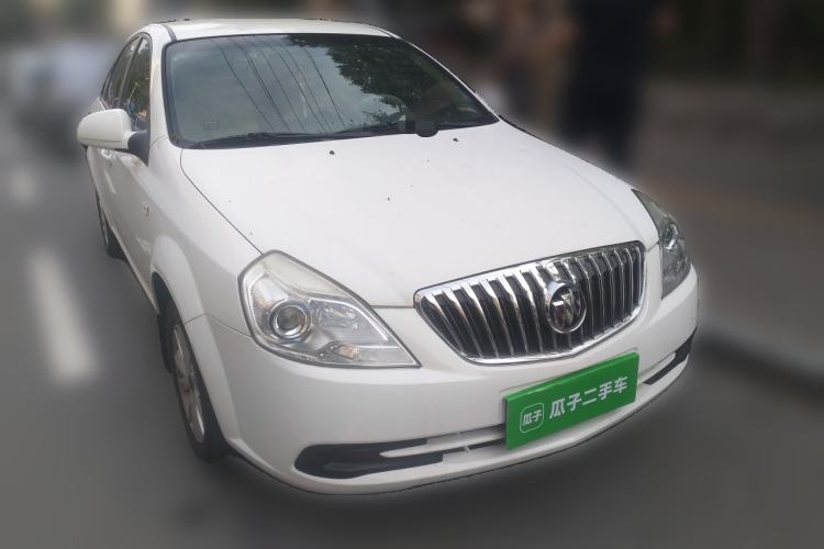 Used Buick Excelle 2015 1.5L Automatic Classic Model Front Right 45 Deg