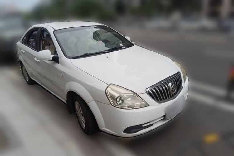 Used Buick Excelle 2015 1.5L Automatic Classic Model Front Right 45 Deg