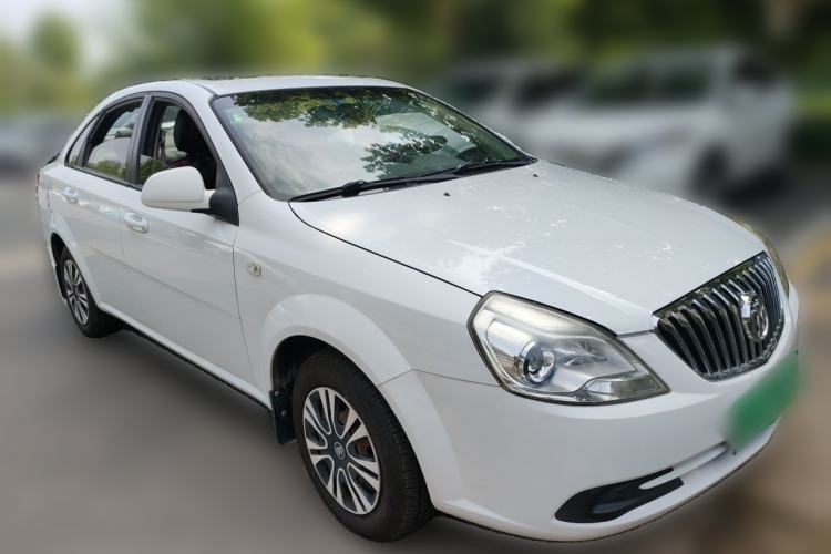 Used Buick Excelle 2015 1.5L Manual Classic Trim Front Right 45 Deg