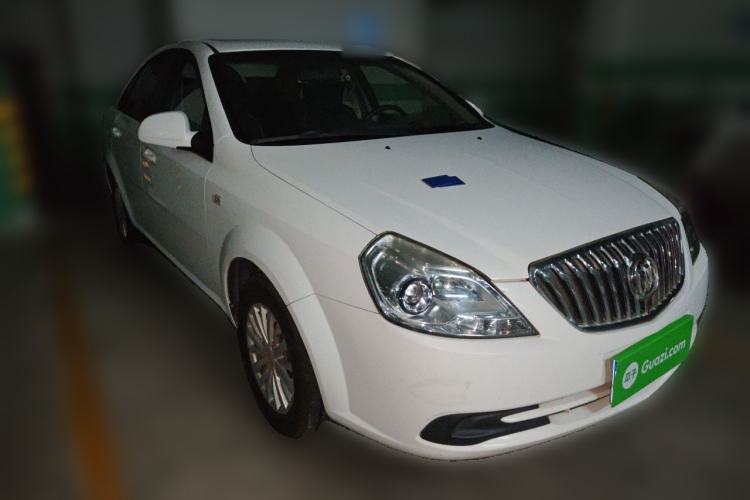 Used Buick Excelle 2015 1.5L Manual Classic Trim Front Right 45 Deg