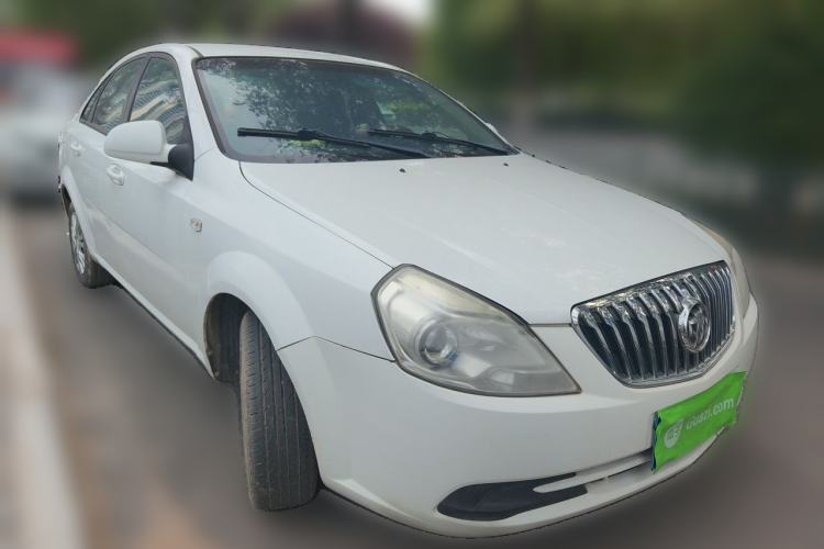 Used Buick Excelle 2015 1.5L Automatic Classic Model Front Right 45 Deg