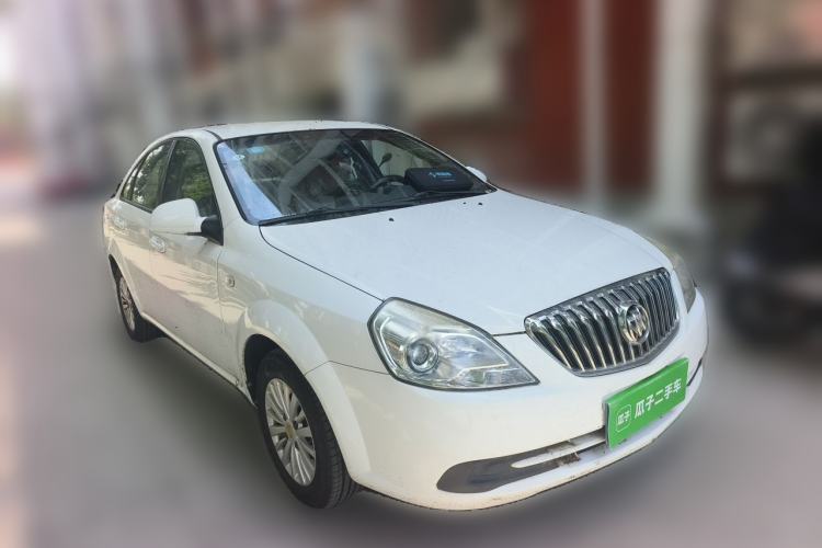 Used Buick Excelle 2015 1.5L Automatic Classic Model Front Right 45 Deg