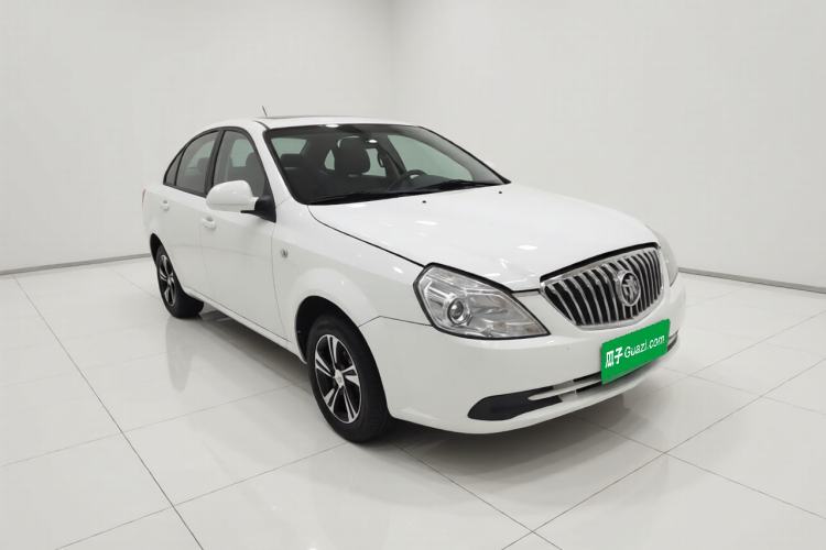 Used Buick Excelle 2015 1.5L Manual Classic Trim Front Right 45 Deg