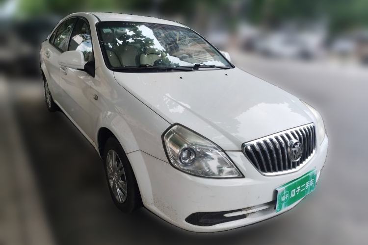 Used Buick Excelle 2015 1.5L Automatic Classic Model Front Right 45 Deg