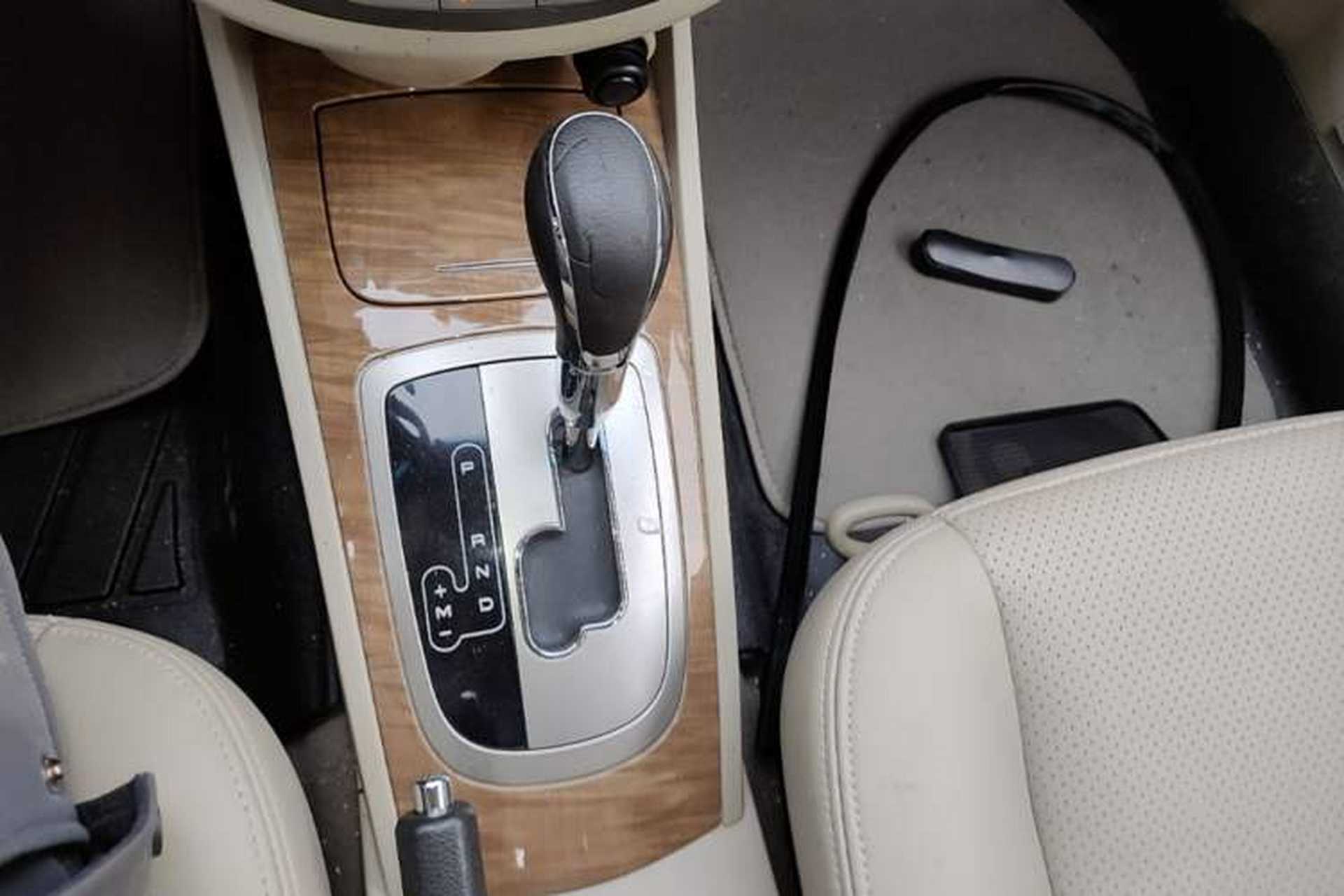 Used Buick Excelle 2015 1.5L Automatic Classic Model Gear Lever