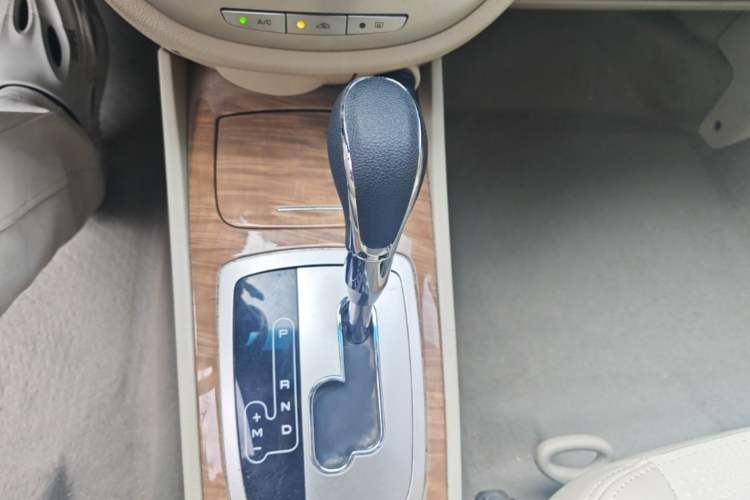 Used Buick Excelle 2015 1.5L Automatic Classic Model Gear Lever
