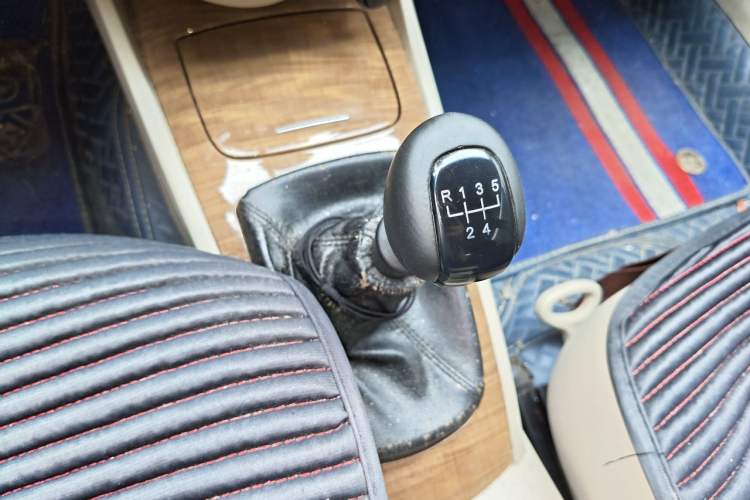 Used Buick Excelle 2015 1.5L Manual Classic Trim Gear Lever