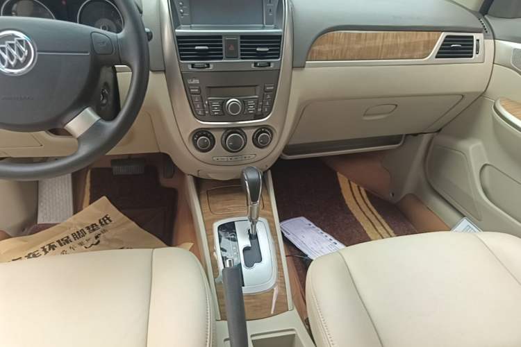 Used Buick Excelle 2015 1.5L Automatic Classic Model Gear Lever
