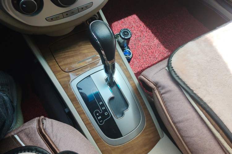 Used Buick Excelle 2015 1.5L Automatic Classic Model Gear Lever