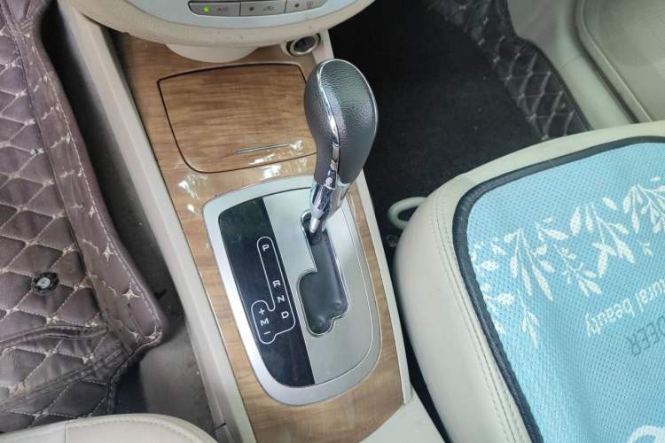 Used Buick Excelle 2015 1.5L Automatic Classic Model Gear Lever