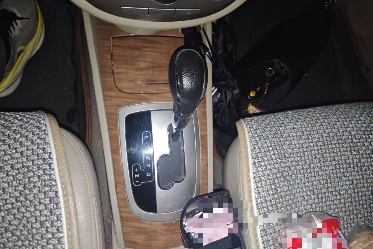 Used Buick Excelle 2015 1.5L Automatic Classic Model Gear Lever