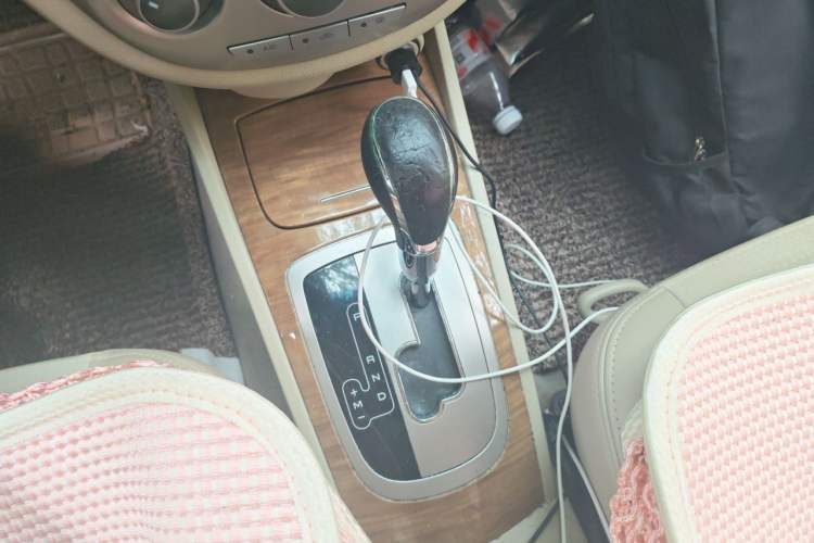 Used Buick Excelle 2015 1.5L Automatic Classic Model Gear Lever