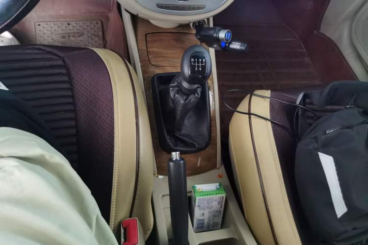 Used Buick Excelle 2015 1.5L Manual Classic Trim Gear Lever