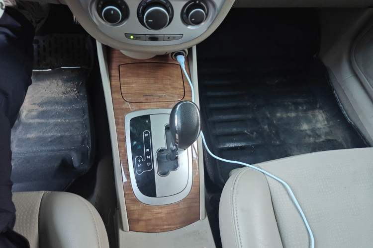 Used Buick Excelle 2015 1.5L Automatic Classic Model Gear Lever