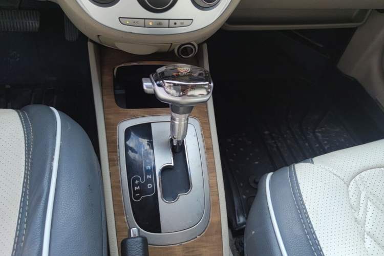 Used Buick Excelle 2015 1.5L Automatic Classic Model Gear Lever