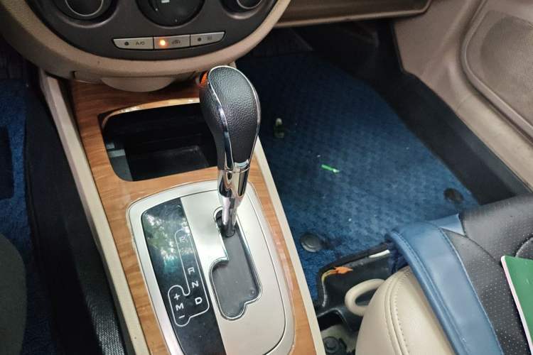 Used Buick Excelle 2015 1.5L Automatic Classic Model Gear Lever