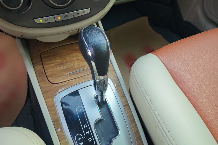 Used Buick Excelle 2015 1.5L Automatic Classic Model Gear Lever