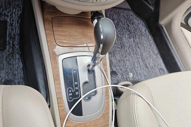 Used Buick Excelle 2015 1.5L Automatic Classic Model Gear Lever