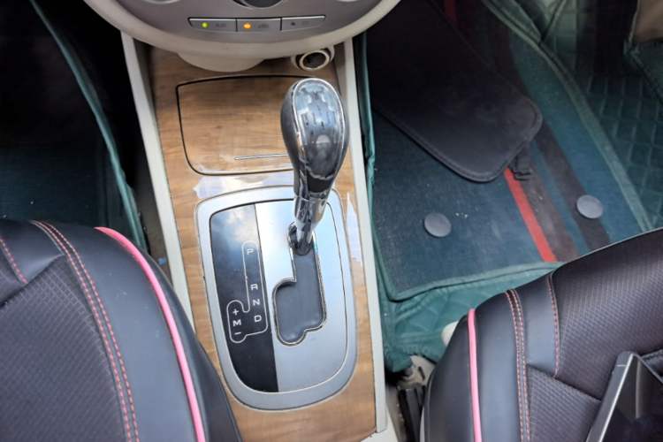 Used Buick Excelle 2015 1.5L Automatic Classic Model Gear Lever