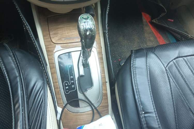 Used Buick Excelle 2015 1.5L Automatic Classic Model Gear Lever