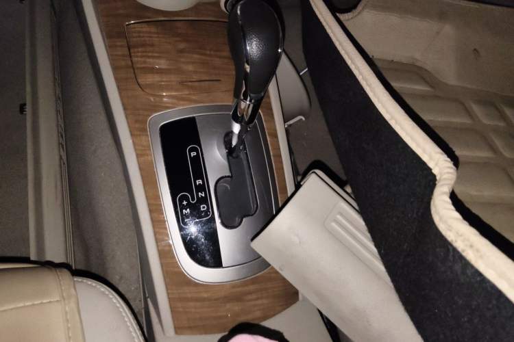 Used Buick Excelle 2015 1.5L Automatic Classic Model Gear Lever